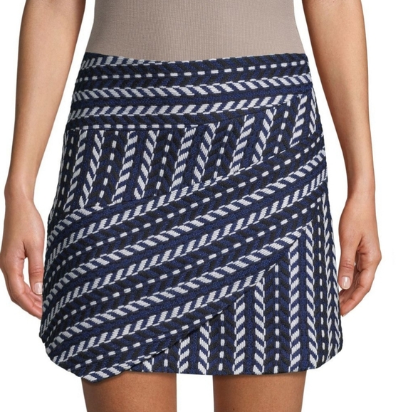 haute Rogue Dresses & Skirts - Haute Rogue mini skirt